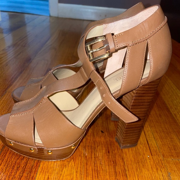Michael Kors Shoes - Michael Kors Brown Summer heel